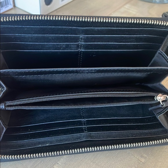 Black Leather Coach Zip Wallet - Picture 3 of 3